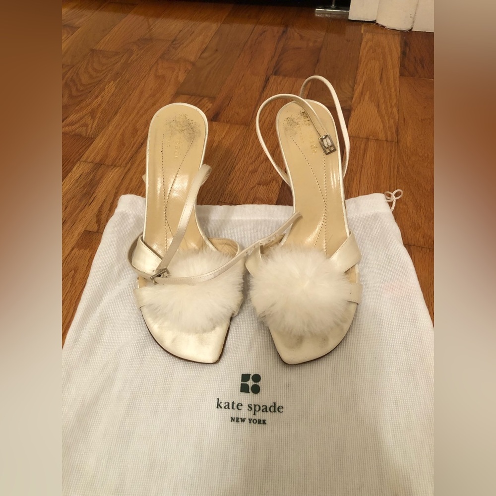 Kate spade white feather ankle strap heels size 6